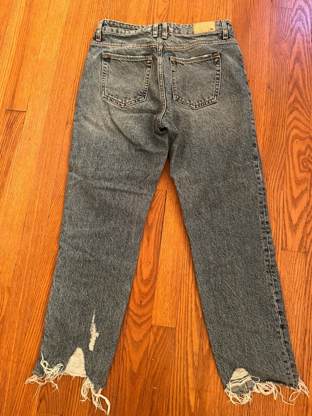 Zara Light Blue Distressed Denim Jeans - Picture 4 of 5